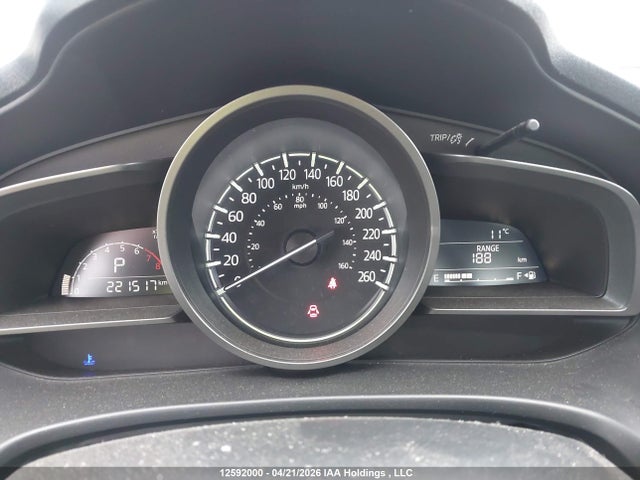 3MZBN1V72JM235727 Mazda 3 Gs