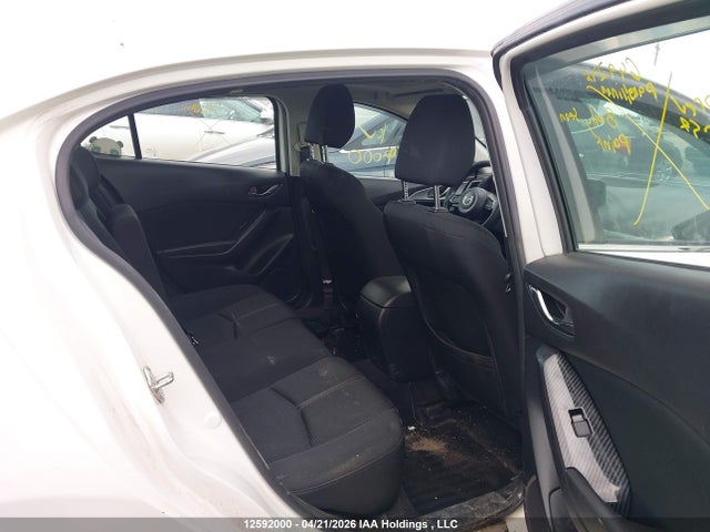 3MZBN1V72JM235727 Mazda 3 Gs