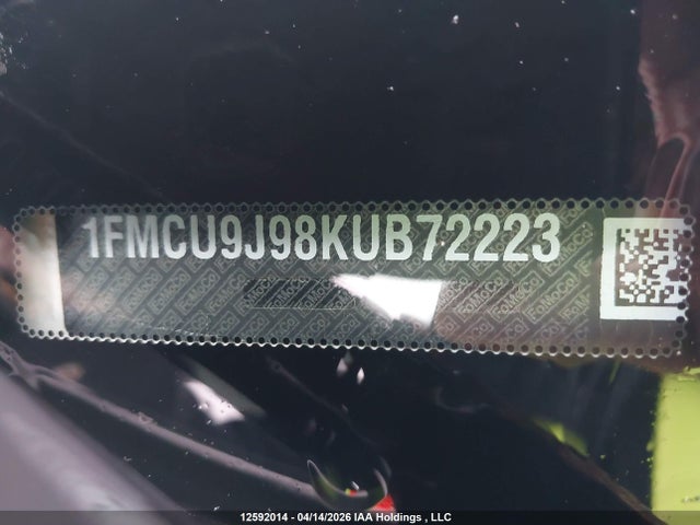 12592014 :رقم المزاد ، 1FMCU9J98KUB72223 vin ، 2019 Ford Escape Titanium مزاد بيع