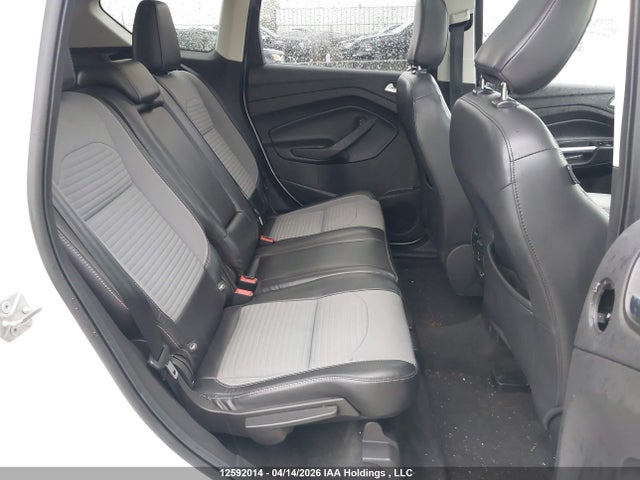 12592014 :رقم المزاد ، 1FMCU9J98KUB72223 vin ، 2019 Ford Escape Titanium مزاد بيع