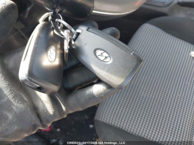 2020 Hyundai Kona Essential 4p Ti მანქანა იყიდება აუქციონზე, vin: KM8K1CAA0LU485053, აუქციონის ნომერი: 12592021