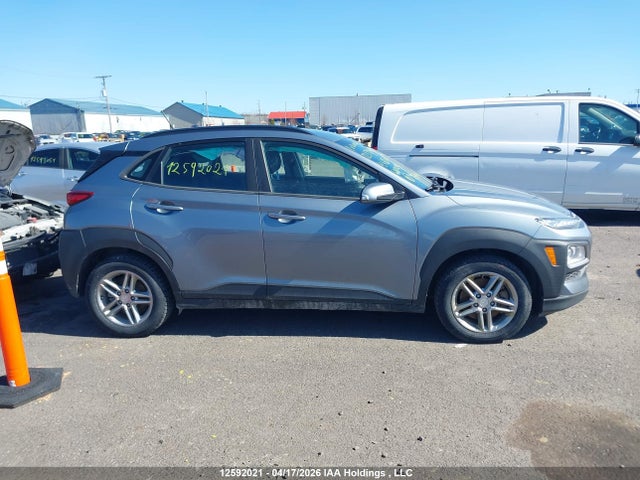 2020 Hyundai Kona Essential 4p Ti მანქანა იყიდება აუქციონზე, vin: KM8K1CAA0LU485053, აუქციონის ნომერი: 12592021