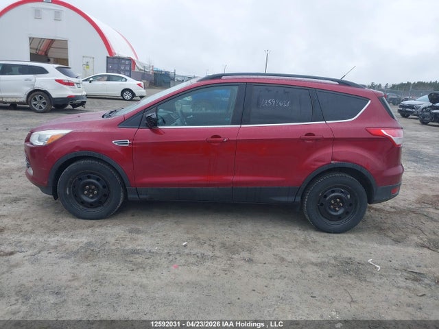 1FMCU9GX7EUD60354 Ford ESCAPE SE