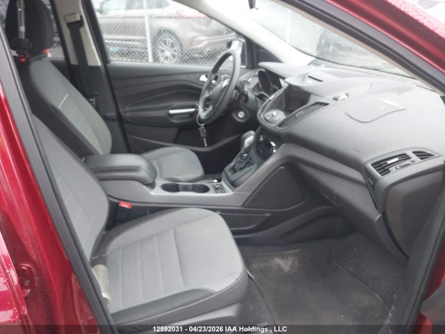 1FMCU9GX7EUD60354 Ford ESCAPE SE