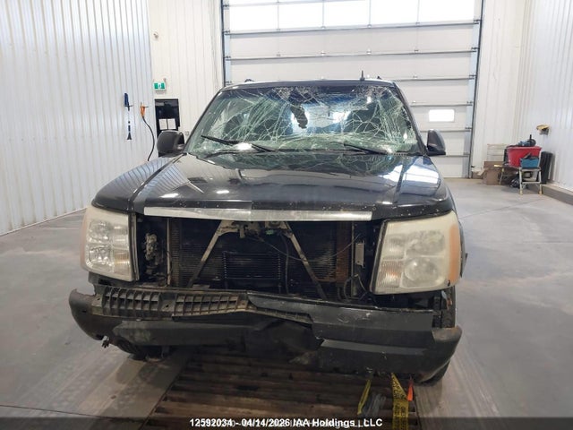 2006 Cadillac Escalade Esv Standard მანქანა იყიდება აუქციონზე, vin: 3GYFK66N16G118647, აუქციონის ნომერი: 12592034