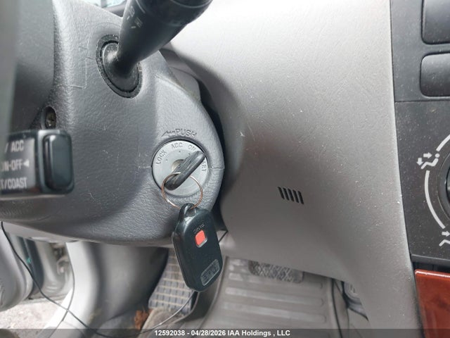 12592038 :رقم المزاد ، 2T1BR32E84C817186 vin ، 2004 Toyota Corolla مزاد بيع