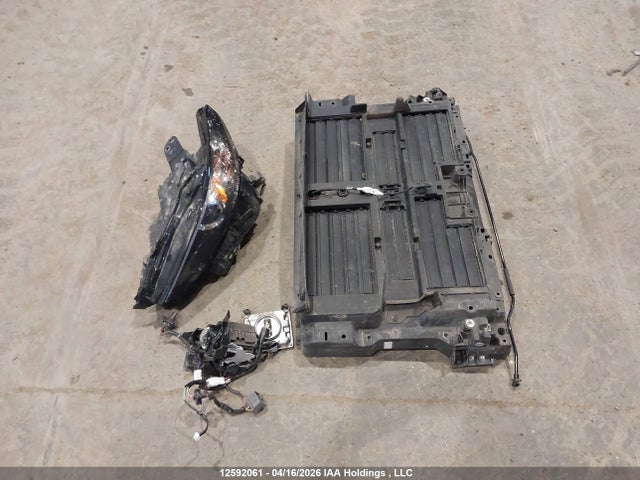 12592061 :رقم المزاد ، JM1BPAKM6R1720386 vin ، 2024 Mazda Mazda3 مزاد بيع