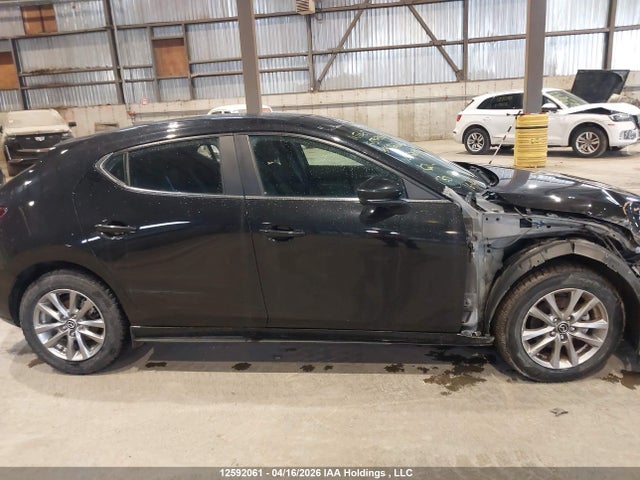 12592061 :رقم المزاد ، JM1BPAKM6R1720386 vin ، 2024 Mazda Mazda3 مزاد بيع