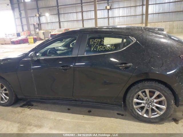 JM1BPAKM6R1720386 Mazda MAZDA3