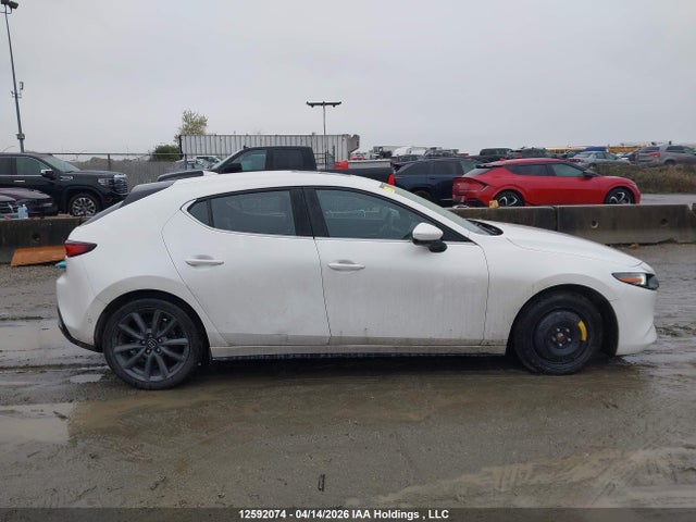 Продаж на аукціоні авто 2021 Mazda 3 Premium, vin: JM1BPBML9M1303878, номер лоту: 12592074