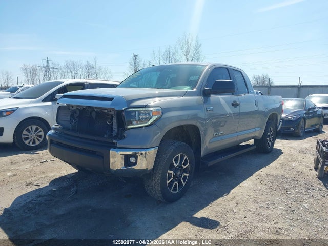 5TFUY5F19JX709171 Toyota Tundra Sr5 Plus 5.7l V8