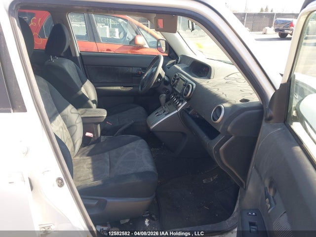 Scion XB 2015 JTLZE4FE3FJ073342 Image 5