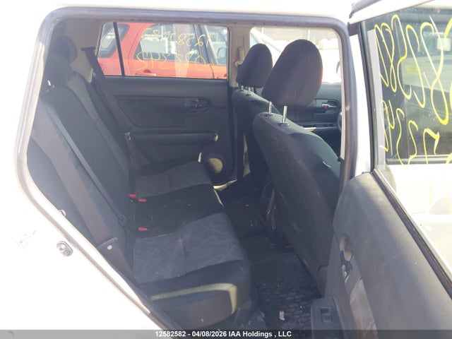 Scion XB 2015 JTLZE4FE3FJ073342 Image 8
