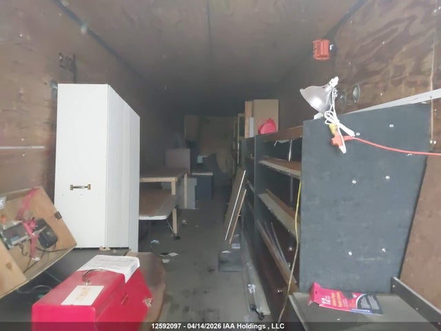 12592097 :رقم المزاد ، 2M5921613X7059237 vin ، 1999 Manac Inc  مزاد بيع