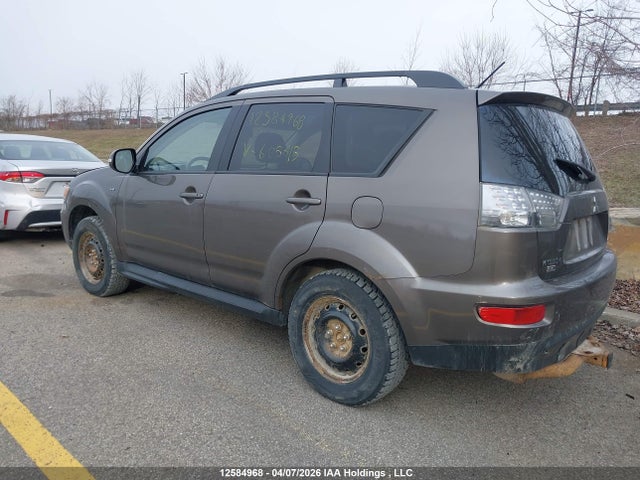 Продажа на аукционе авто 2013 Mitsubishi Outlander Ls, vin: JA4JT3AX1DU605615, номер лота: 12584968