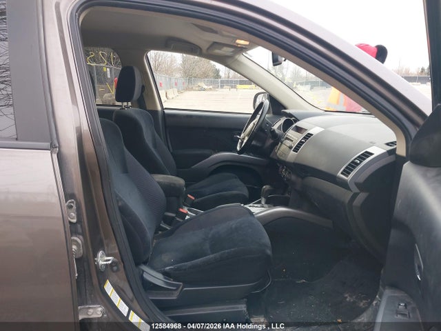 Продажа на аукционе авто 2013 Mitsubishi Outlander Ls, vin: JA4JT3AX1DU605615, номер лота: 12584968
