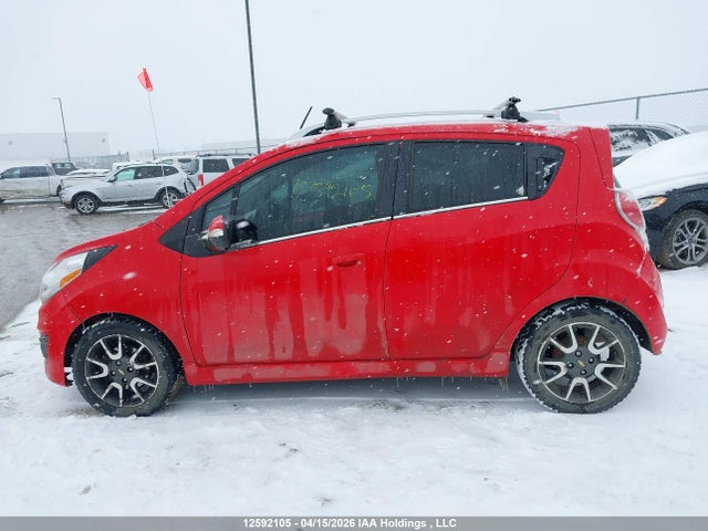 2015 Chevrolet Spark 2lt მანქანა იყიდება აუქციონზე, vin: KL8CF6S93FC757873, აუქციონის ნომერი: 12592105