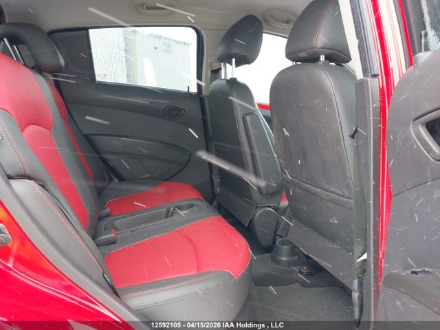 2015 Chevrolet Spark 2lt მანქანა იყიდება აუქციონზე, vin: KL8CF6S93FC757873, აუქციონის ნომერი: 12592105