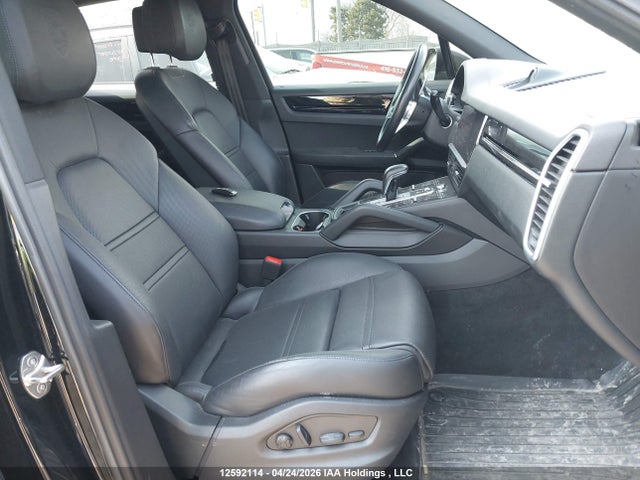 Продаж на аукціоні авто 2022 Porsche Cayenne Platinum Edition, vin: WP1AA2AY4NDA02043, номер лоту: 12592114