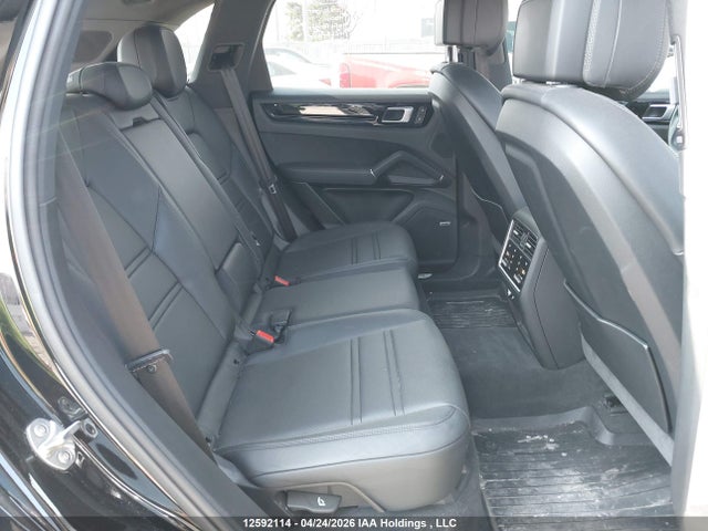 Продаж на аукціоні авто 2022 Porsche Cayenne Platinum Edition, vin: WP1AA2AY4NDA02043, номер лоту: 12592114