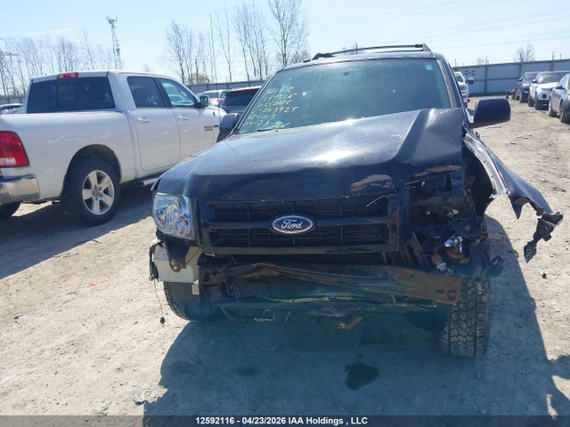 Продажа на аукционе авто 2010 Ford Escape, vin: 1FMCU9DG2AKD43925, номер лота: 12592116