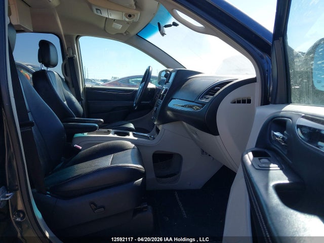12592117 :رقم المزاد ، 2C4RC1CG9ER118624 vin ، 2014 Chrysler Town & Country Touring مزاد بيع