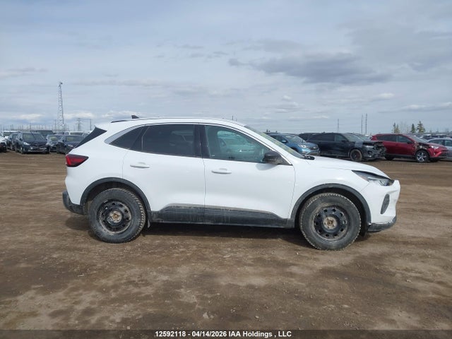 Продажа на аукционе авто 2023 Ford Escape Active, vin: 1FMCU9GN9PUB08428, номер лота: 12592118