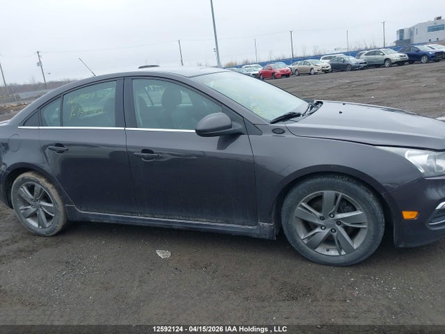 1G1P75SZ9F7159840 Chevrolet Cruze