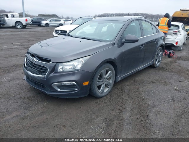 1G1P75SZ9F7159840 Chevrolet Cruze