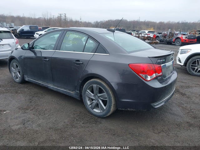 1G1P75SZ9F7159840 Chevrolet Cruze
