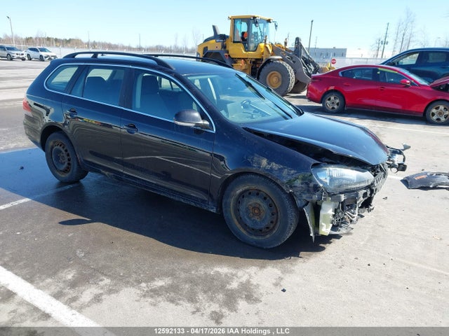 Auction sale of the 2014 Volkswagen Golf 2.0 Tdi Comfortline/2.0 Tdi Highline/2.0 Tdi Trendline/2.0 Tdi Wolfsburg Edition, vin: 3VWPL7AJ4EM620003, lot number: 12592133