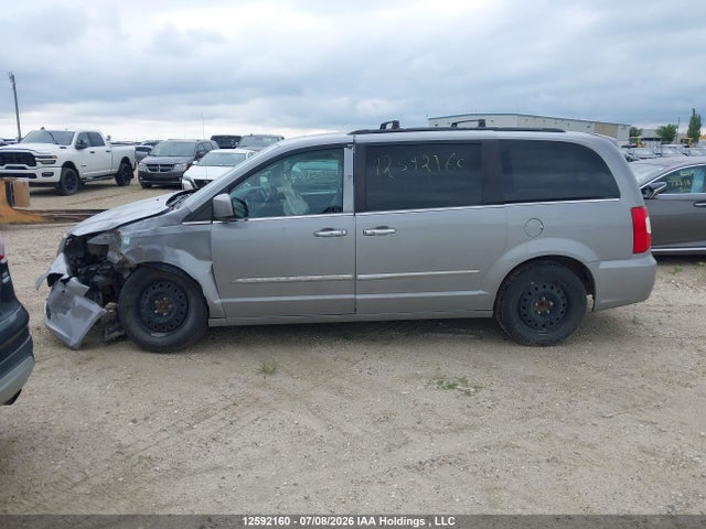2C4RC1CG6FR693183 Chrysler Town &amp; Country Touring-l