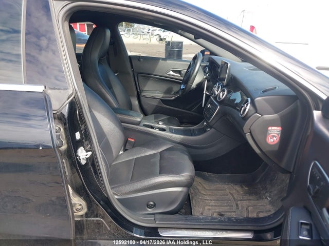 WDDSJ4GB4FN226063 Mercedes-Benz CLA 250 4MATIC