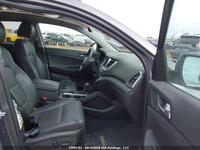2017 Hyundai Tucson Limited მანქანა იყიდება აუქციონზე, vin: KM8J3CA23HU431817, აუქციონის ნომერი: 12592181