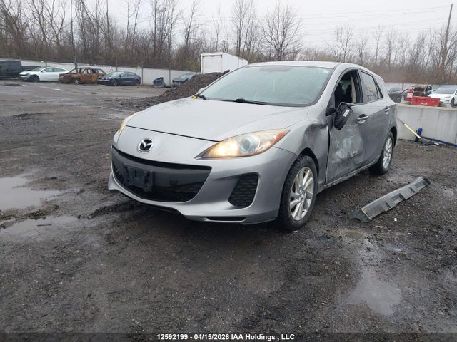 12592199 :رقم المزاد ، JM1BL1L76C1632420 vin ، 2012 Mazda 3 I مزاد بيع