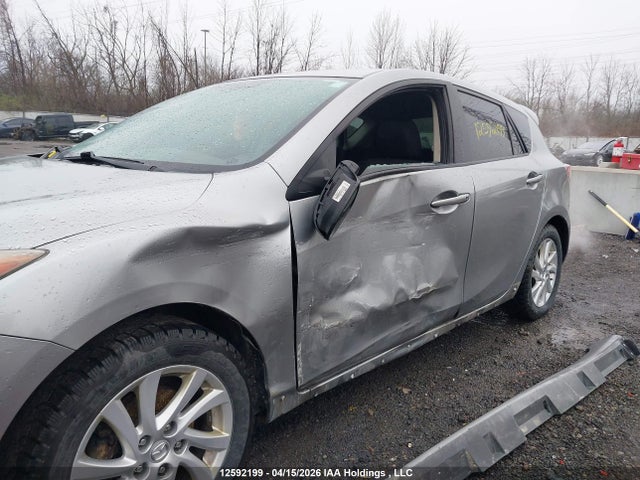 12592199 :رقم المزاد ، JM1BL1L76C1632420 vin ، 2012 Mazda 3 I مزاد بيع