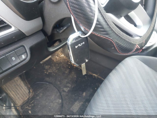 KNDEPCAAXP7464859 KIA Seltos Lx