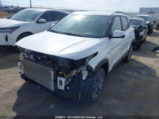 KNDEPCAAXP7464859 KIA Seltos Lx