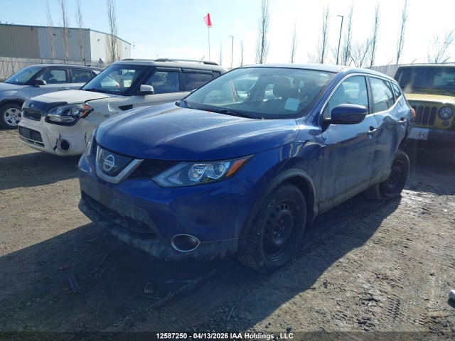 JN1BJ1CRXJW281814 Nissan Qashqai S/sl/sv