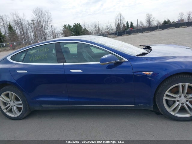 12592215 :رقم المزاد ، 5YJSA1E24GF136620 vin ، 2016 Tesla Model S مزاد بيع