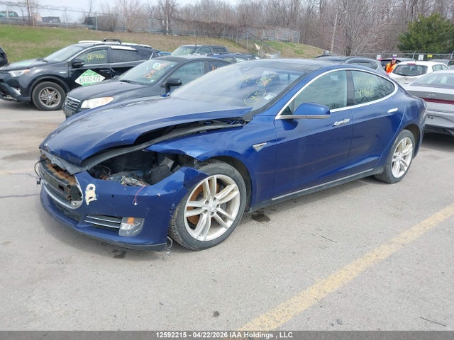 12592215 :رقم المزاد ، 5YJSA1E24GF136620 vin ، 2016 Tesla Model S مزاد بيع