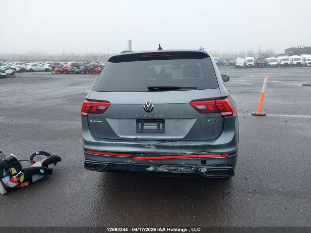 Aukcja sprzedaży 2022 Volkswagen Tiguan Comfortline R-line Black Edition, vin: 3VV8B7AX2NM116114, numer aukcji: 12592244