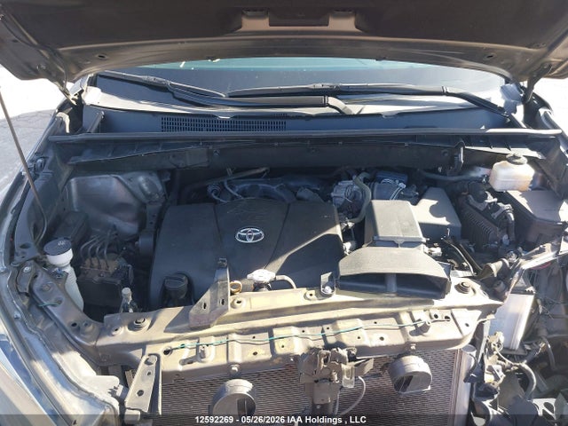 Aukcja sprzedaży 2019 Toyota Highlander Se/xle, vin: 5TDJZRFH0KS571175, numer aukcji: 12592269