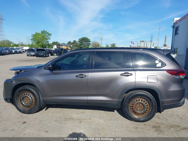 Aukcja sprzedaży 2019 Toyota Highlander Se/xle, vin: 5TDJZRFH0KS571175, numer aukcji: 12592269