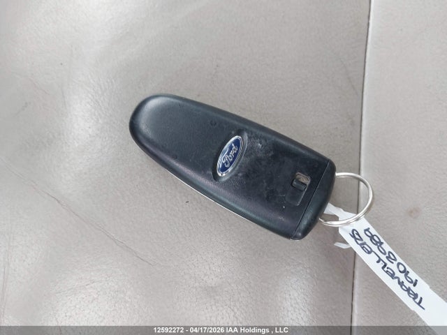 12592272 :رقم المزاد ، 1FADP5BU0GL112483 vin ، 2016 Ford C-max Sel مزاد بيع