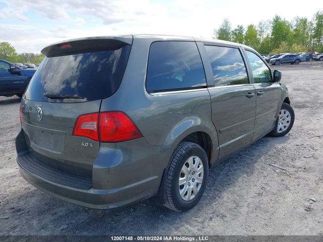 12007148 :رقم المزاد ، 2V4RW4DX2AR229393 vin ، 2010 Volkswagen Routan S مزاد بيع