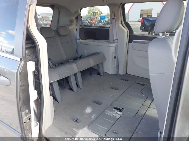 12007148 :رقم المزاد ، 2V4RW4DX2AR229393 vin ، 2010 Volkswagen Routan S مزاد بيع