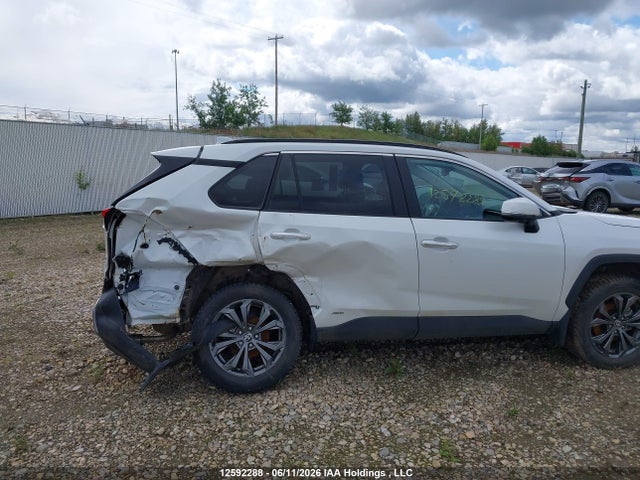 2025 Toyota Rav4 Limited მანქანა იყიდება აუქციონზე, vin: 2T3DWRFV6SW257928, აუქციონის ნომერი: 12592288