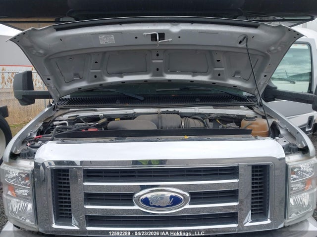 Продажа на аукционе авто 2016 Ford Econoline E450 Super Duty Cutwy Van, vin: 1FDXE4FS6FDA33551, номер лота: 12592289