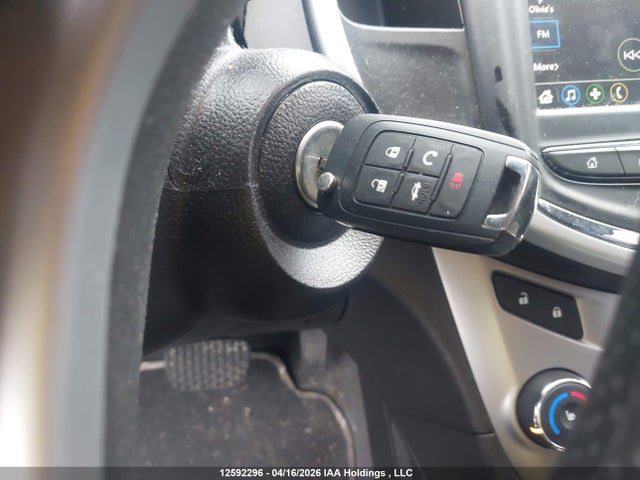 1G1JD5SH5J4105144 Chevrolet SONIC LT